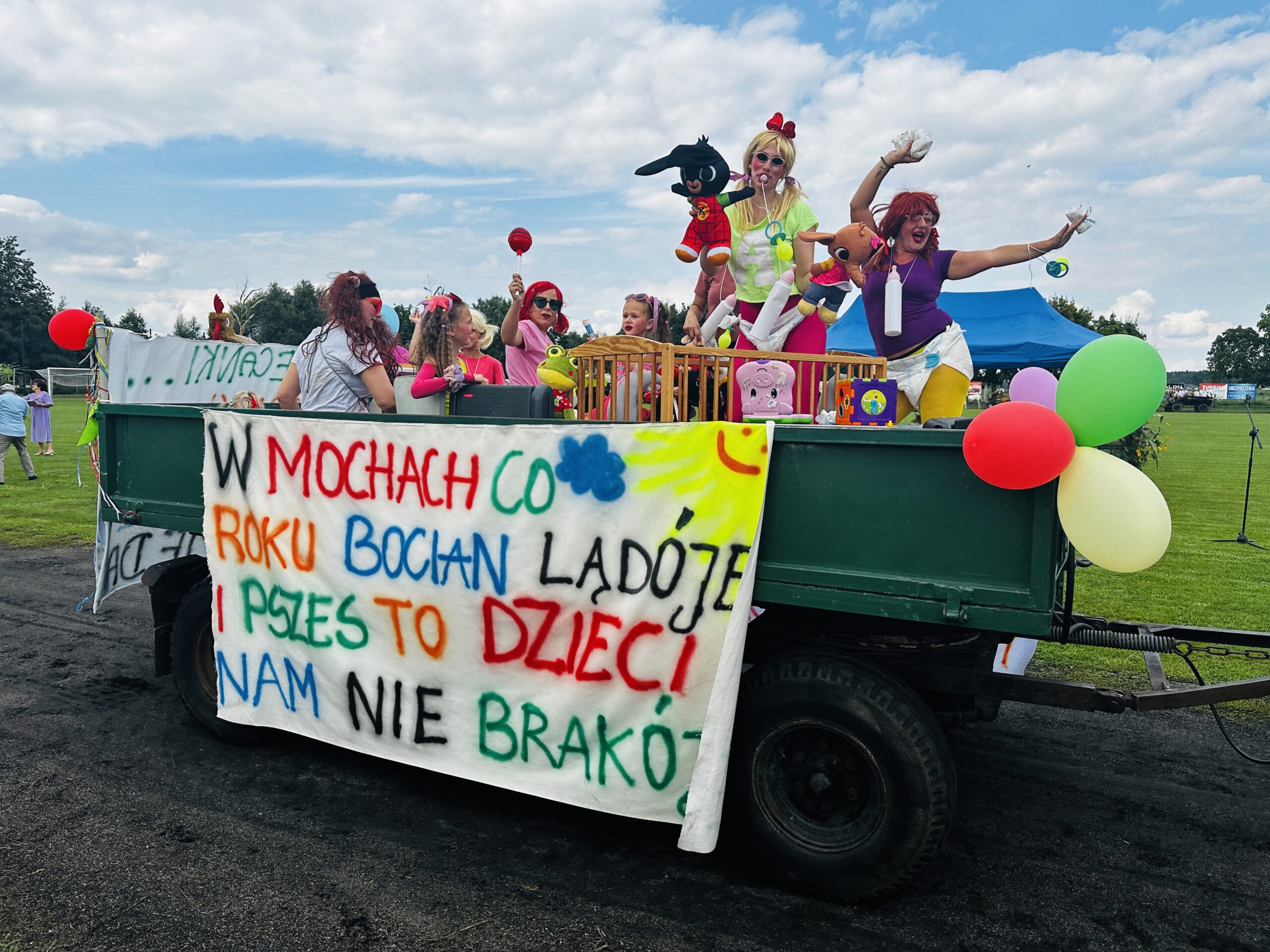 Święto plonów. Kolorowe dożynki w Biskupicach i Mochach