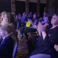 Publiczność i owacje podczas koncertu