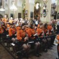 Orkiestra Dęta gra podczas Mszy Świętej